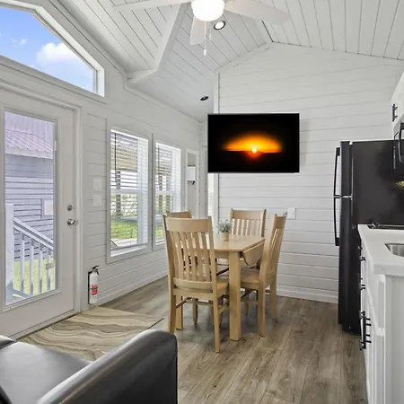 1 Block To Beach -Brand New Modern Tiny Home Bolivar Peninsula Exterior foto